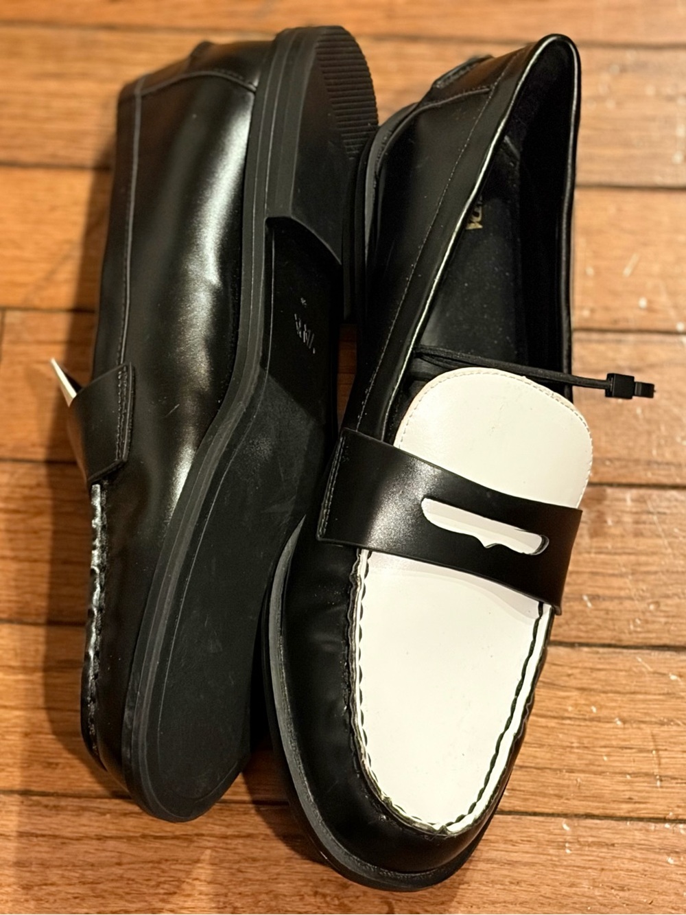 Zara Womens black and white loafers size 9 NWT - Picture 3 of 12